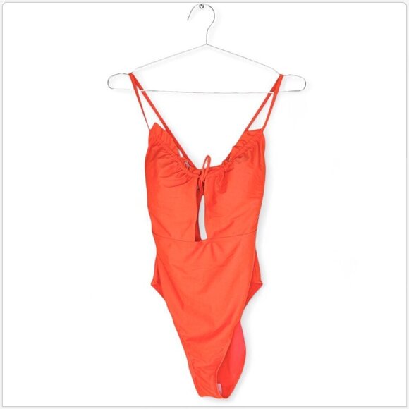 Shade & Shore Orange Red Cutout Front Detail Ruffle One Piece Swimsuit NWT NEW M - Picture 3 of 5